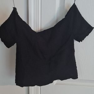 Stretchy FUN crop top size L NWOT